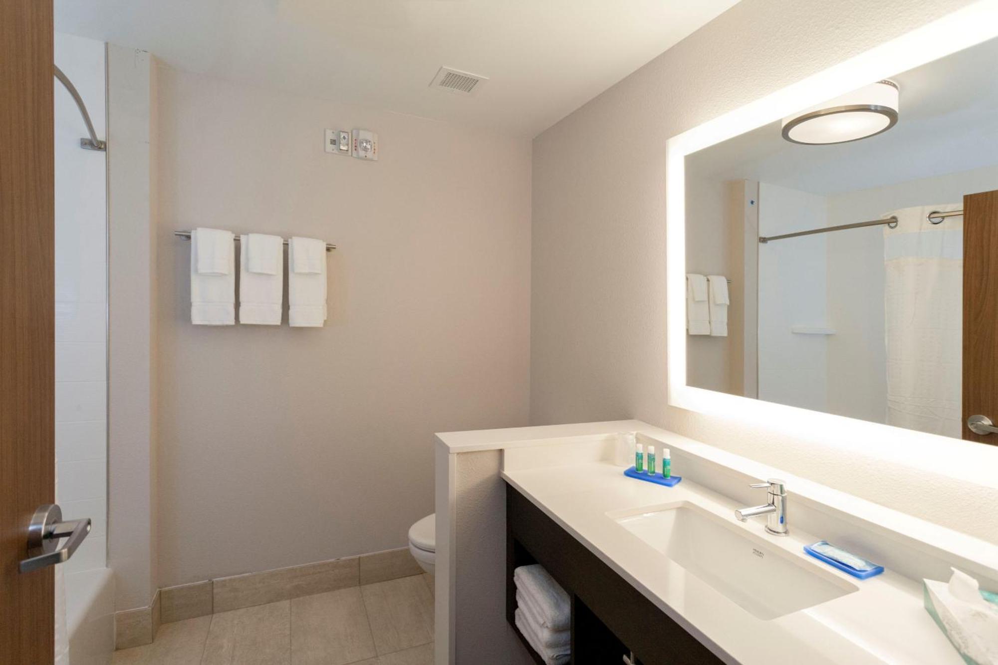 Holiday Inn Express & Suites Murfreesboro West By Ihg Екстер'єр фото